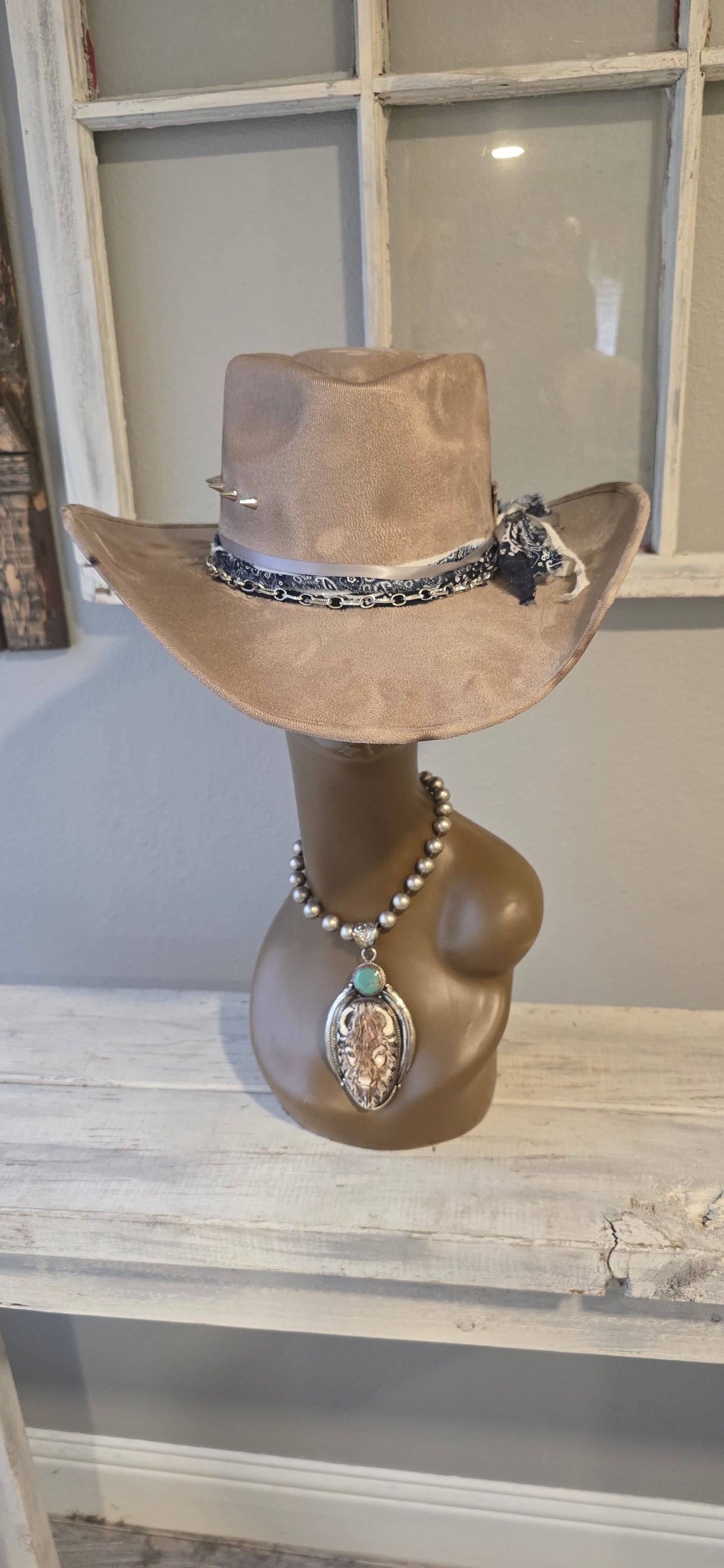 Beige & Blue Western