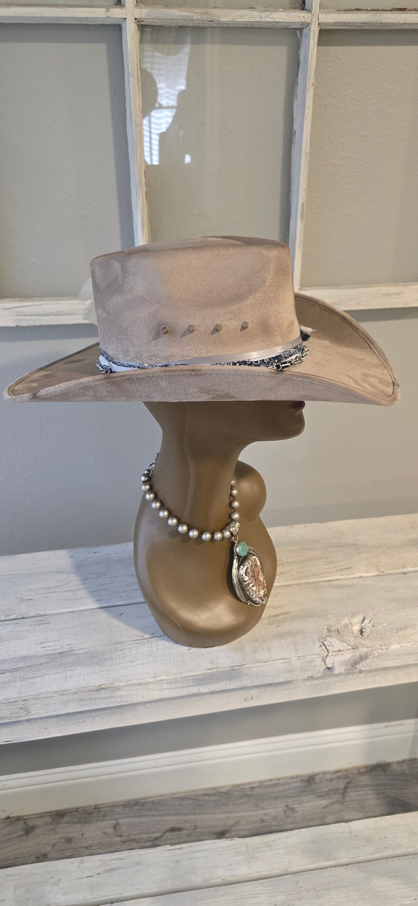 Beige & Blue Western