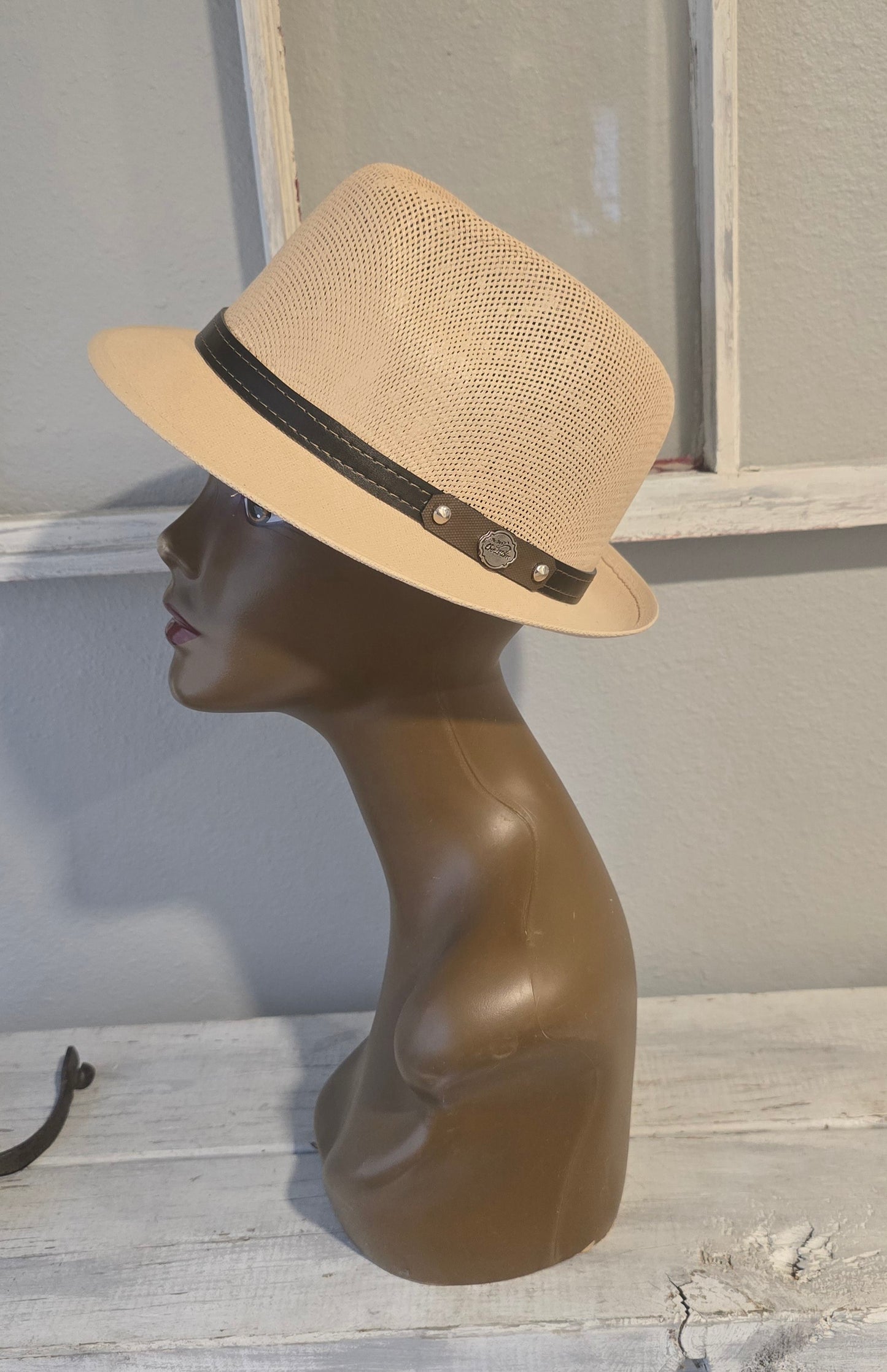 Tan Short Brim Straw Fedora